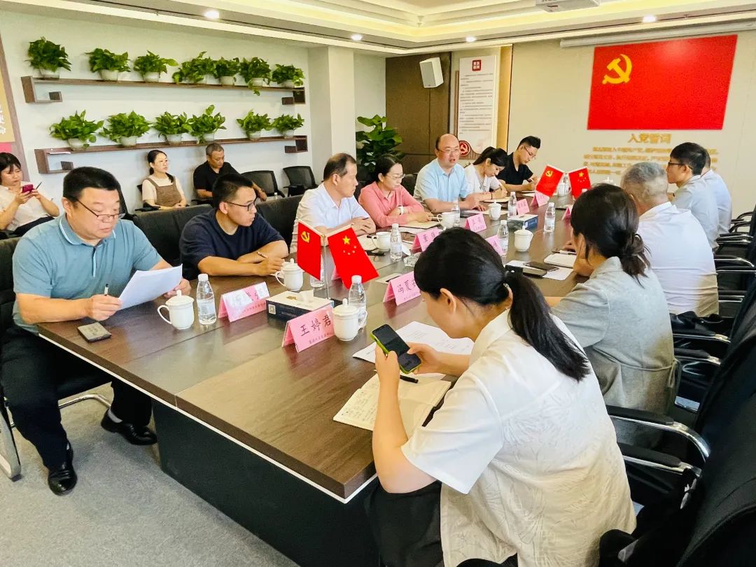 上海寰球人才交流中心華北總部主任劉峰一行蒞臨濟北·連城智造小鎮考察調研